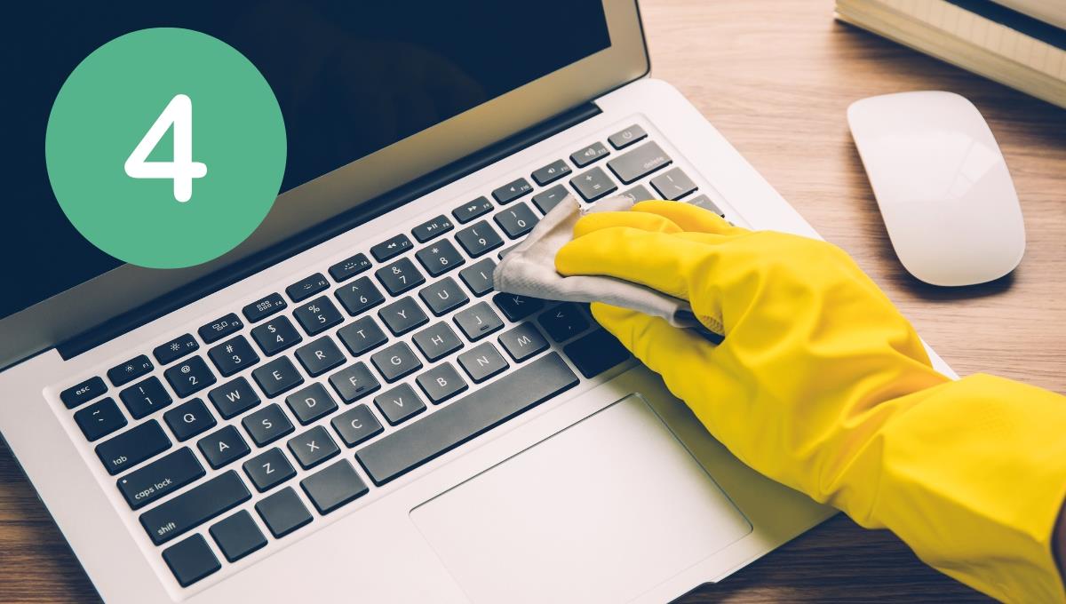 Las 4 sustancias que debes evitar al limpiar la pantalla de una computadora